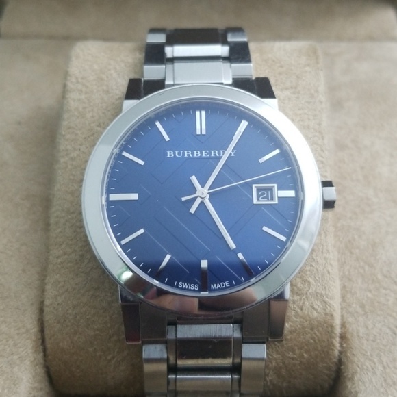 Burberry Embossed Blue Dial Stainless Steel watch - Picture 2 of 3